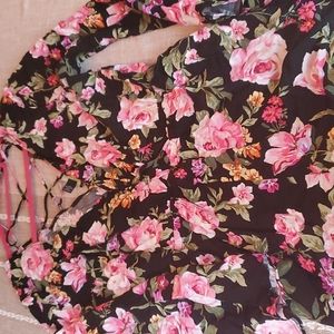 Forever 21 Plus Floral long sleeve romper size 2XL